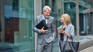 consulenti che parlano